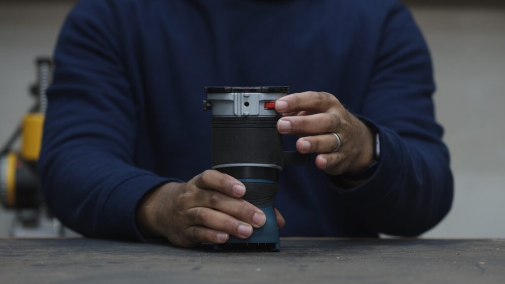 Micro adjustment dial on the Bosch GKF18V-25 cordless trim router