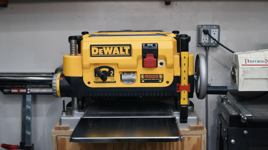 DeWalt DW735 planer upgraded with a helical cutterhead